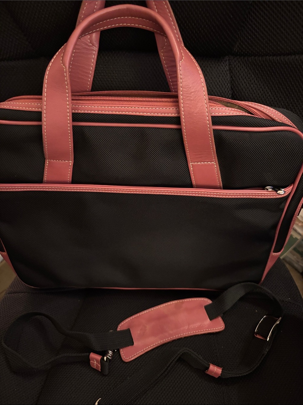 New Jack Georges Canvas/Leather Trim Messenger Computer Bag/Attache Case Black